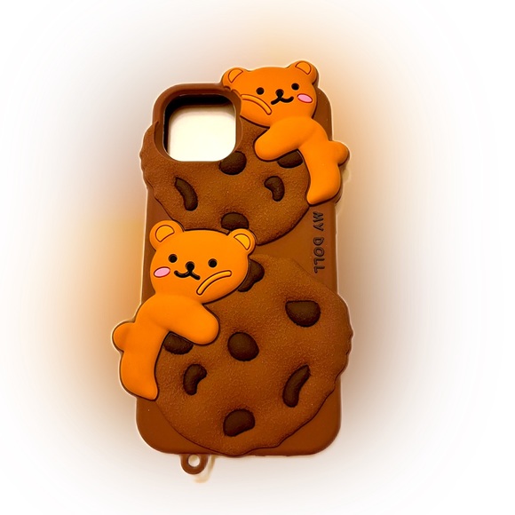 iPhone 14 Silicone 3-D Bear Buscuit with Keychain/Lanyard phone Case NWT - Picture 2 of 7